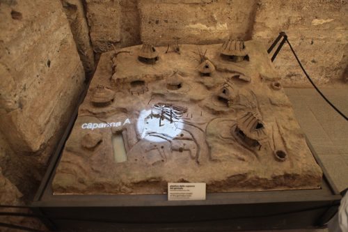Модель древнего поселения 