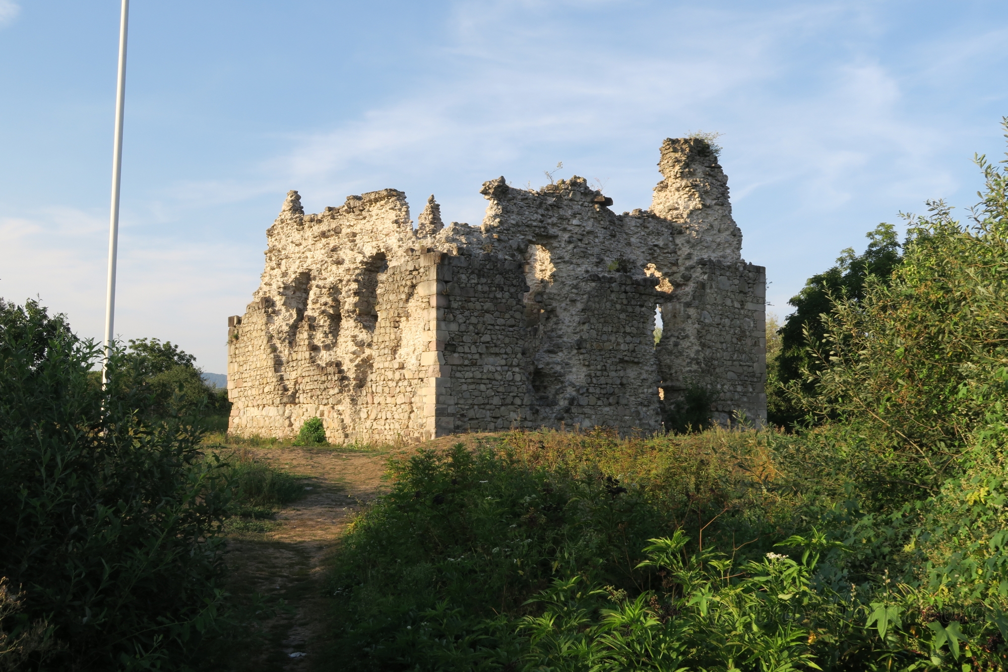 Замок тамплиеров на Закарпатье
